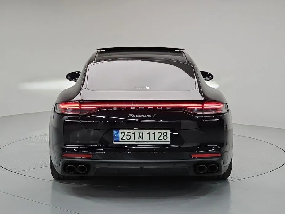 Porsche Panamera — фото 5