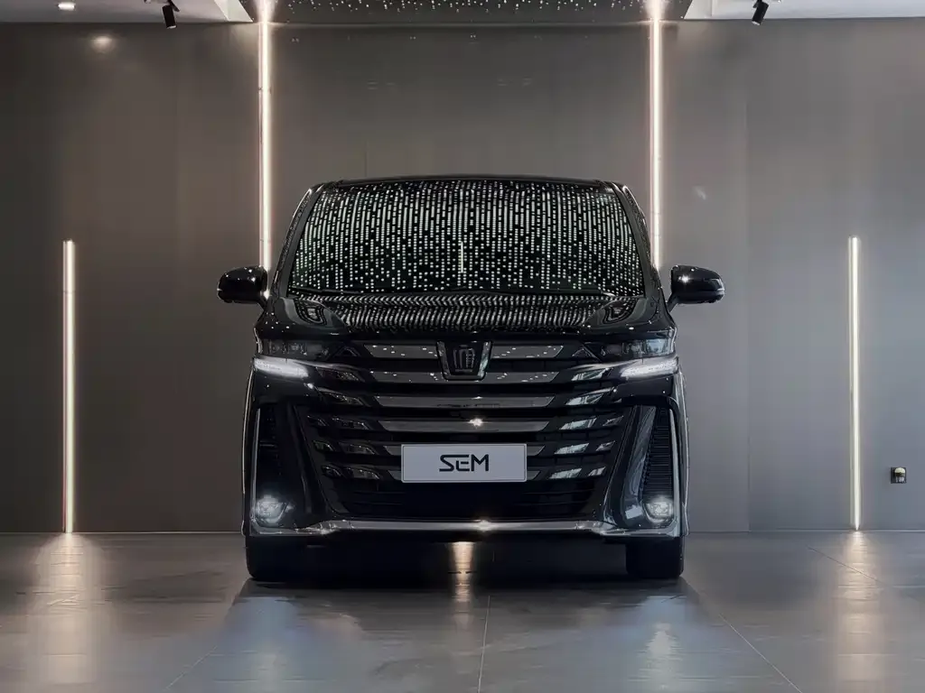 Toyota Vellfire — фото 7