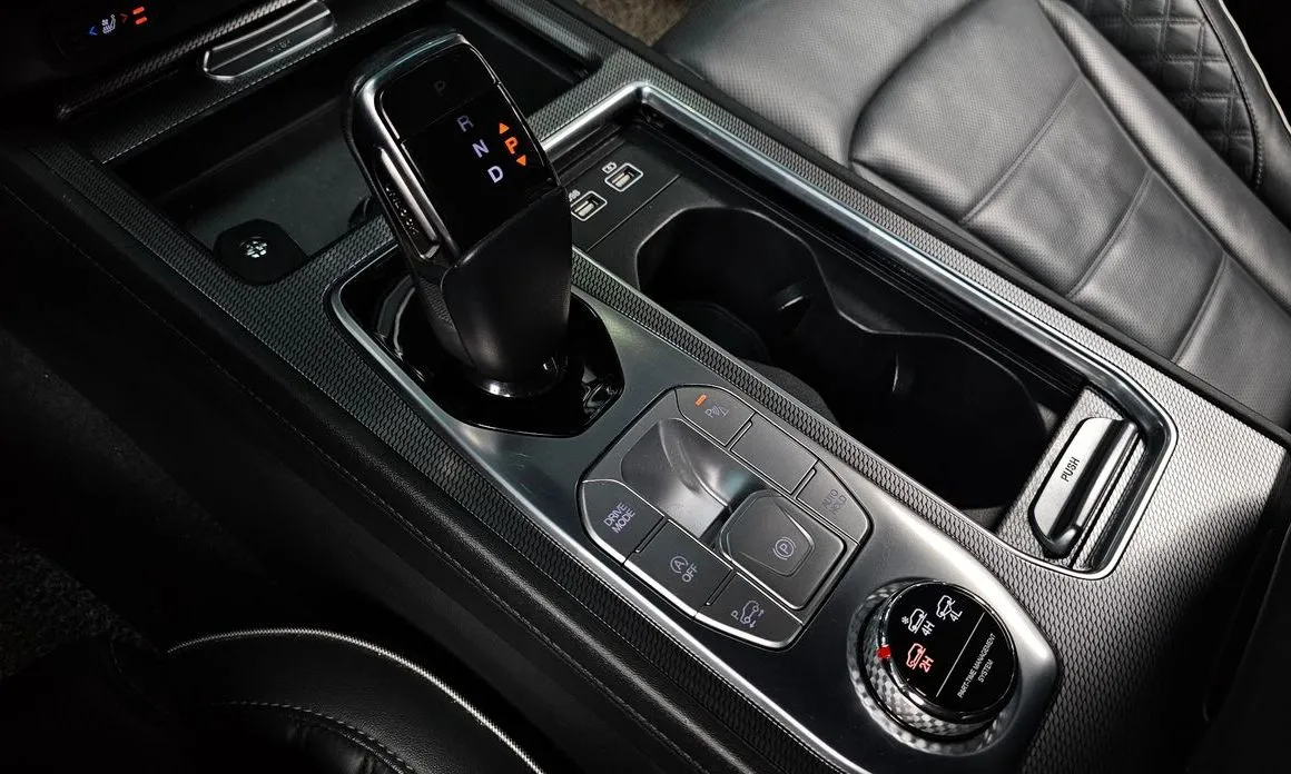 KG Mobility (Ssangyong) Rexton — фото 9