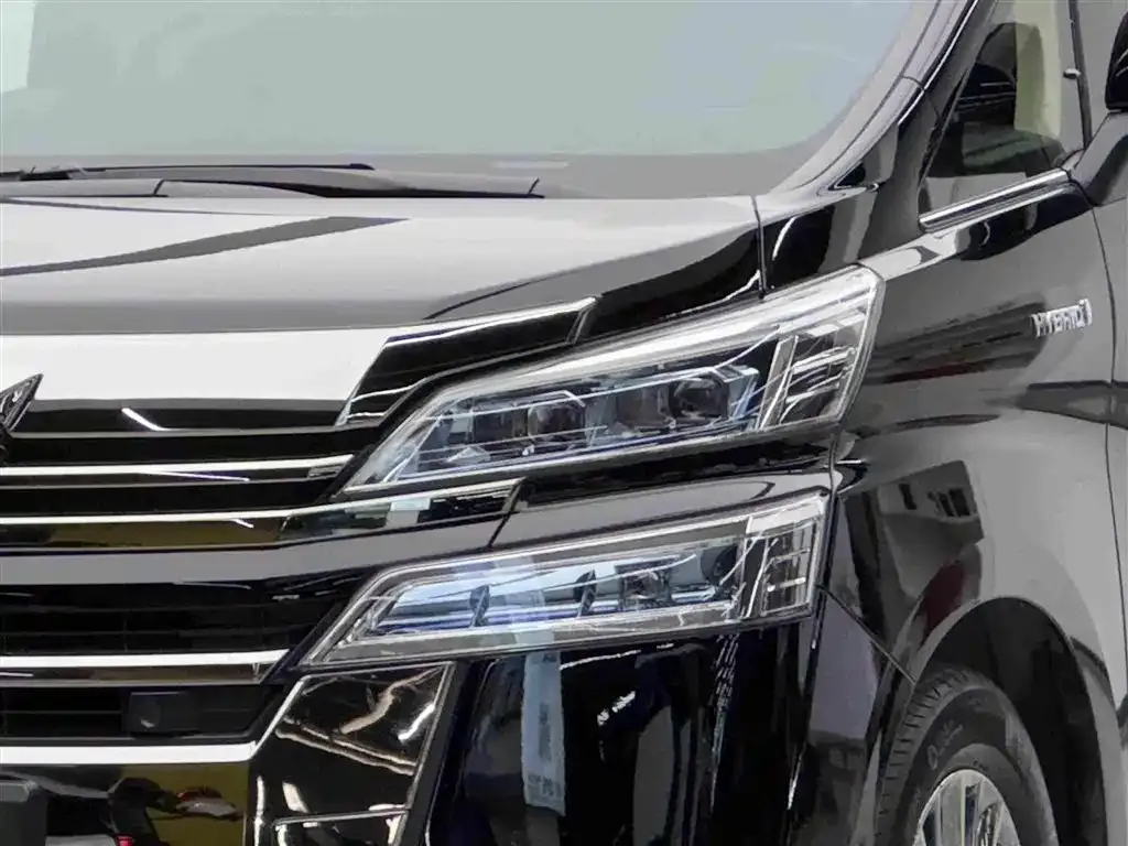 Toyota Vellfire — фото 6