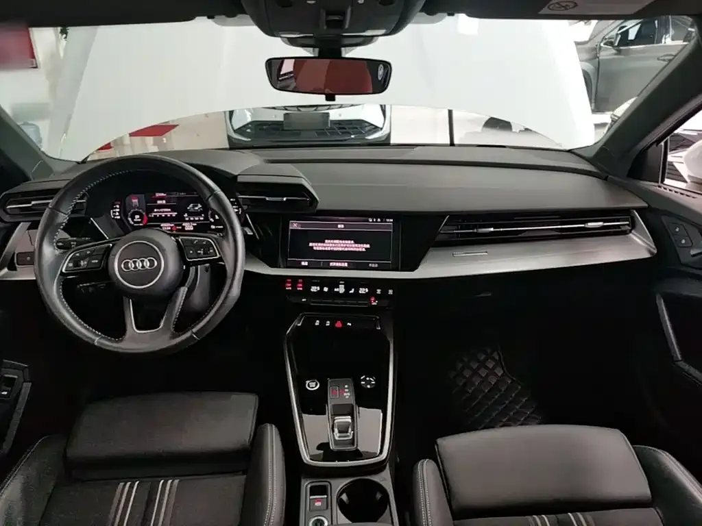 Audi A3 — фото 3
