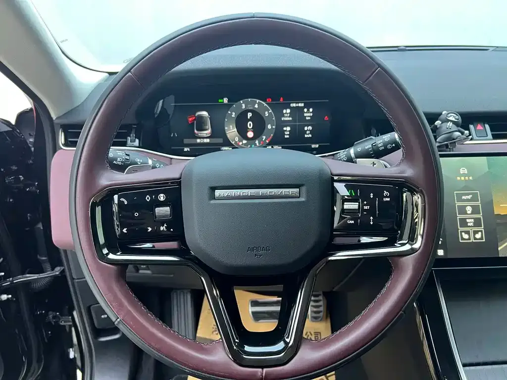 Land Rover Evoque — фото 10