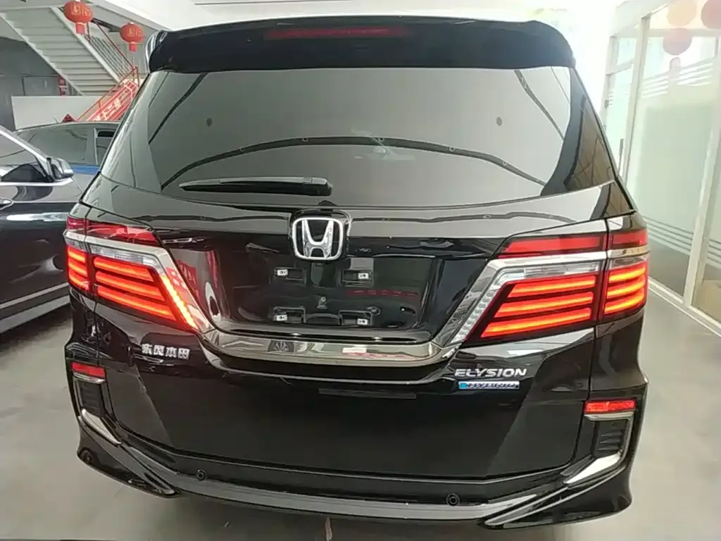 Honda Elysion — фото 4