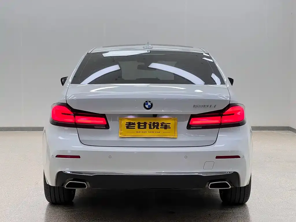 BMW 5 Series — фото 10