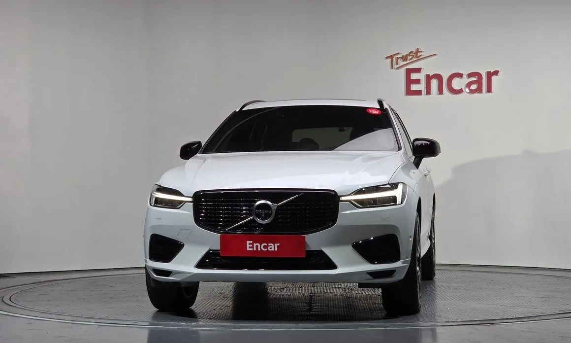 Volvo XC60 — фото 5