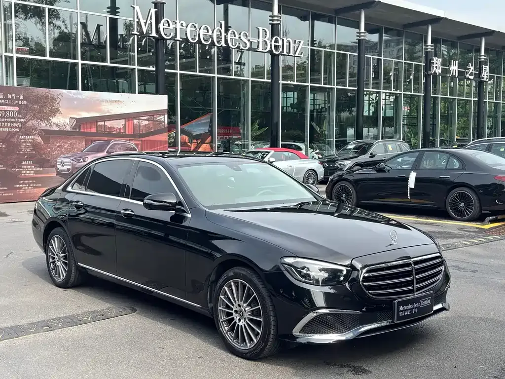 Mercedes-Benz E-Class — фото 8