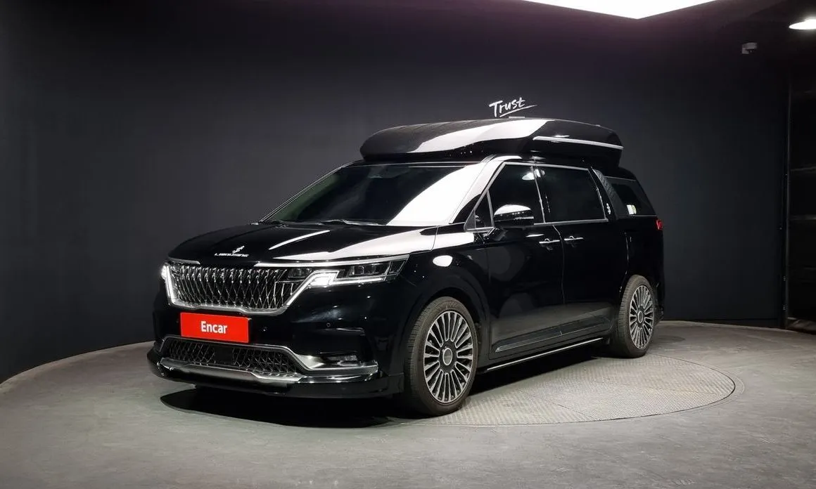 Kia Carnival — фото 1