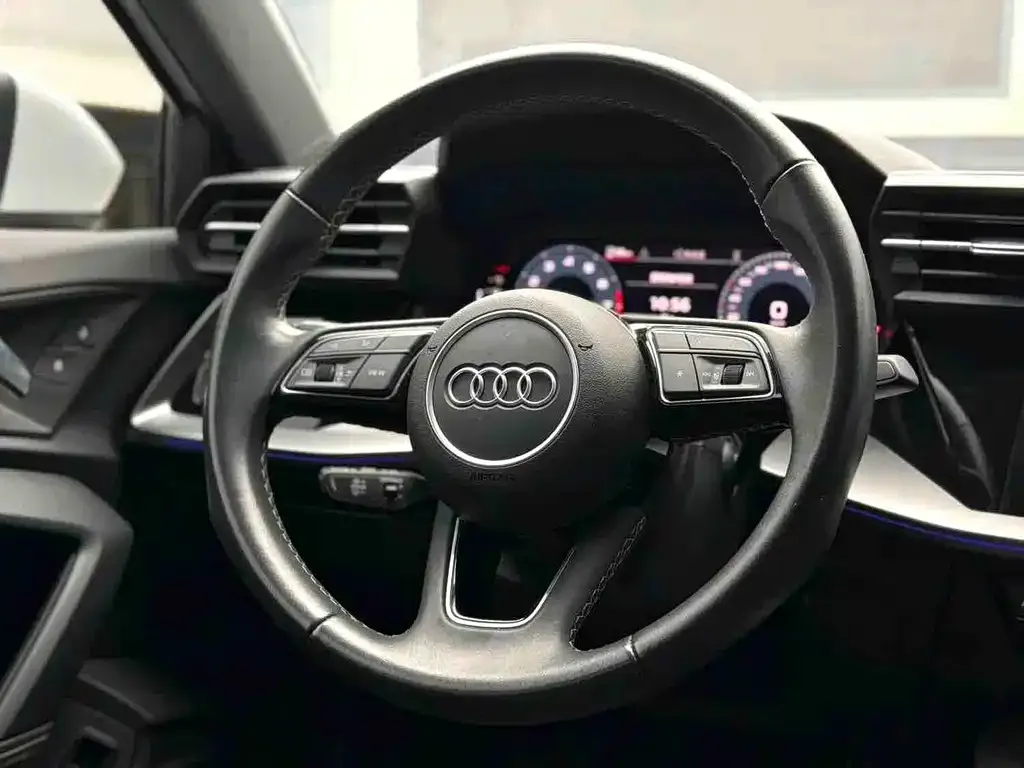 Audi A3 — фото 9