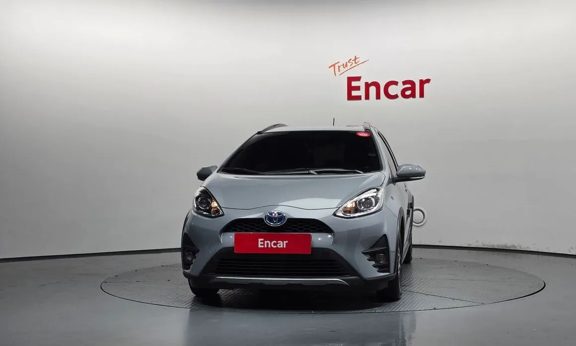 Toyota Prius — фото 5