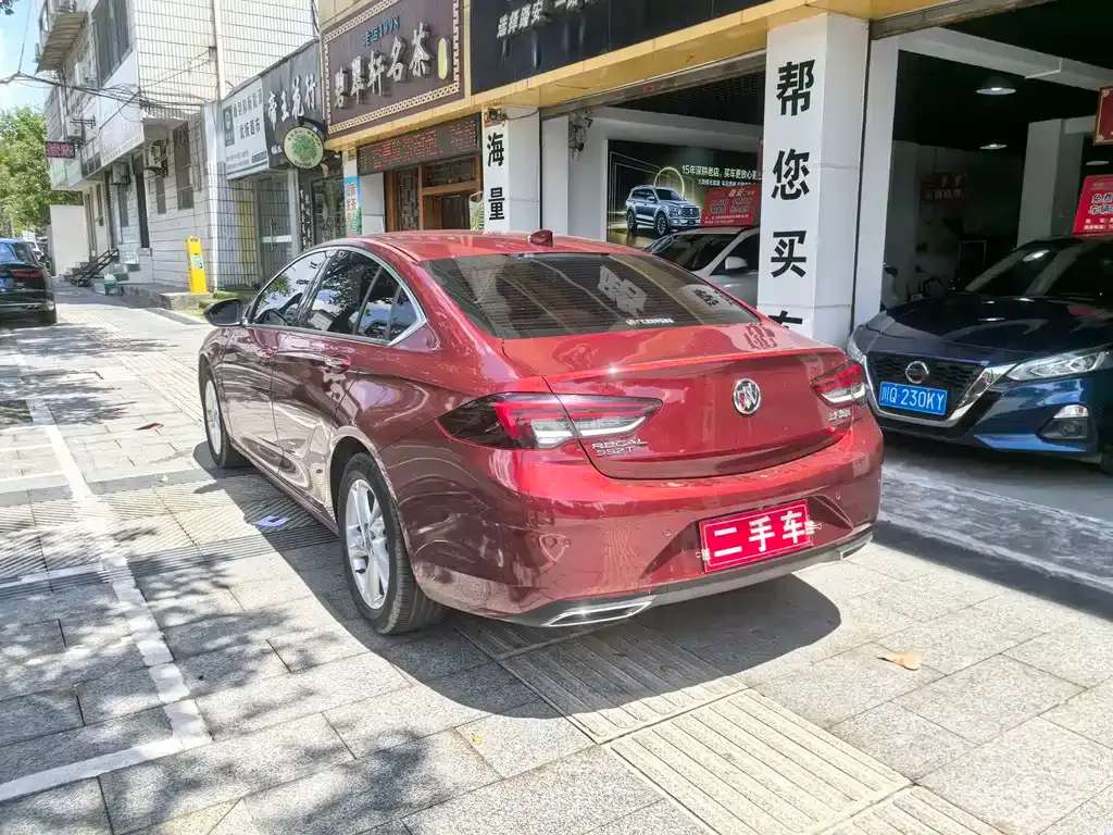 Buick Regal — фото 8
