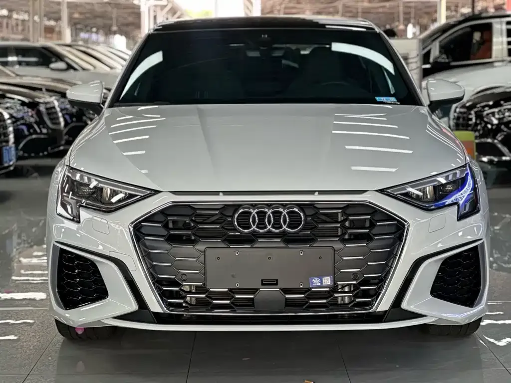 Audi A3 — фото 2