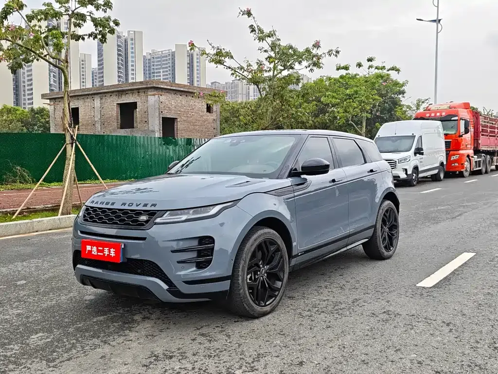 Land Rover Evoque — фото 1