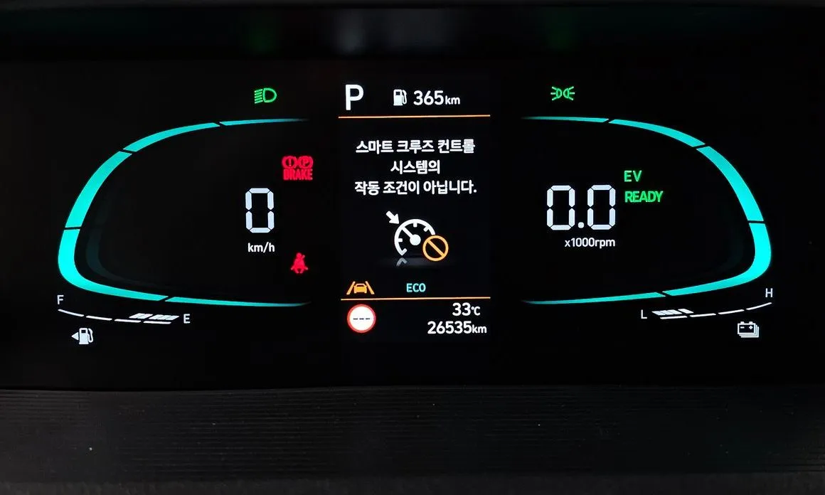 Hyundai Staria — фото 2