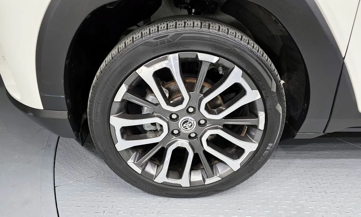 KG Mobility (Ssangyong) Torres — фото 9