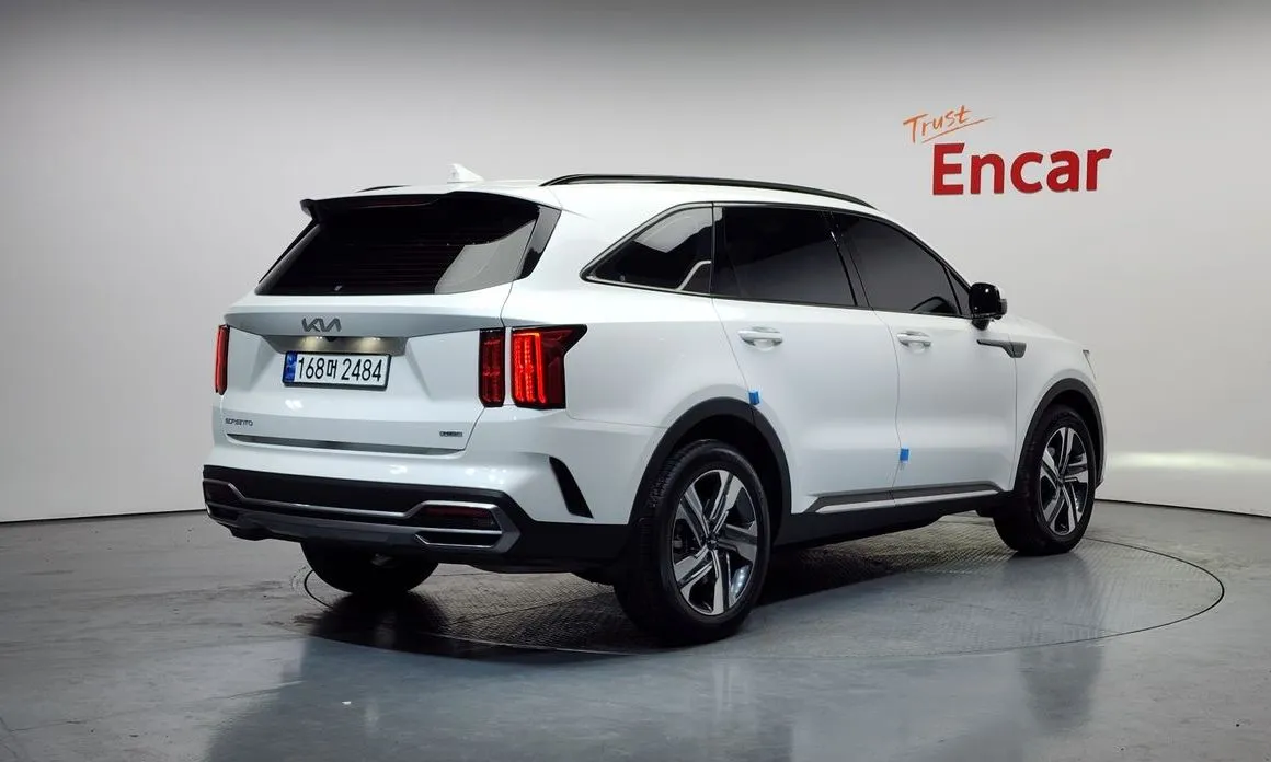 Kia Sorento — фото 5