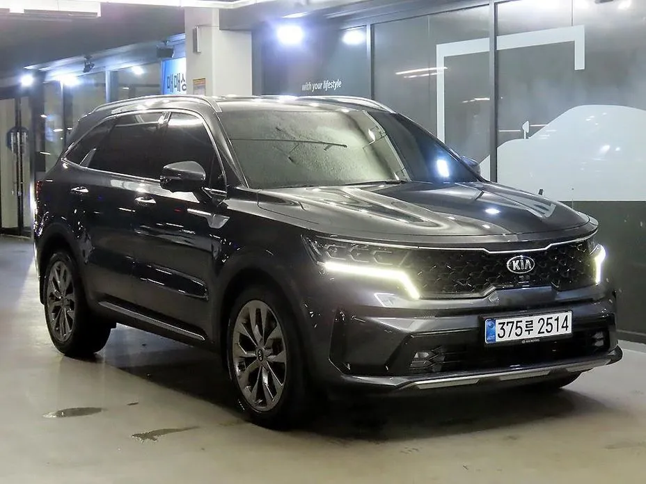 Kia Sorento — фото 1