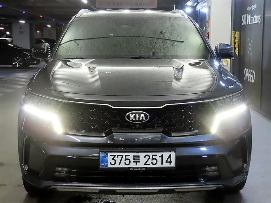 Kia Sorento — фото 6