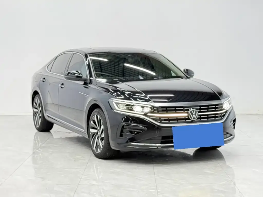 Volkswagen Passat — фото 9