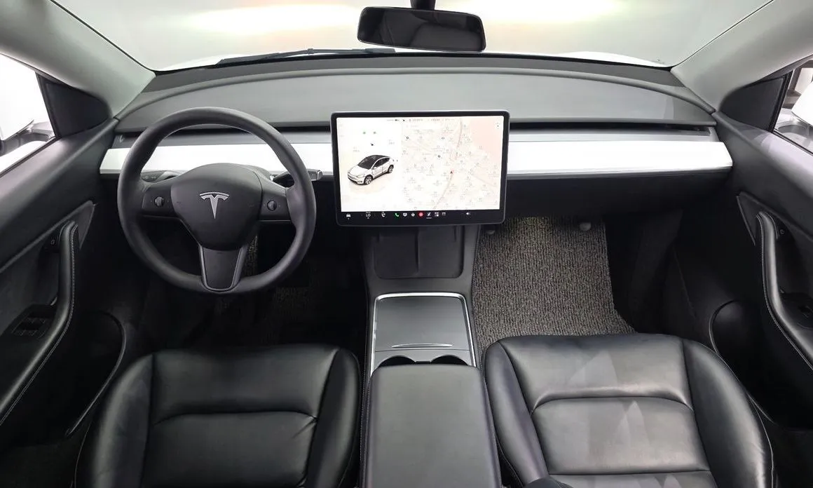 Tesla Model Y — фото 5