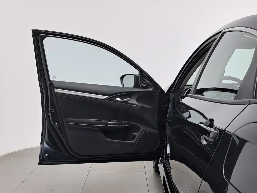 Honda Civic — фото 2