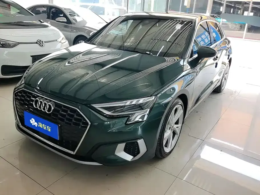Audi A3 — фото 1