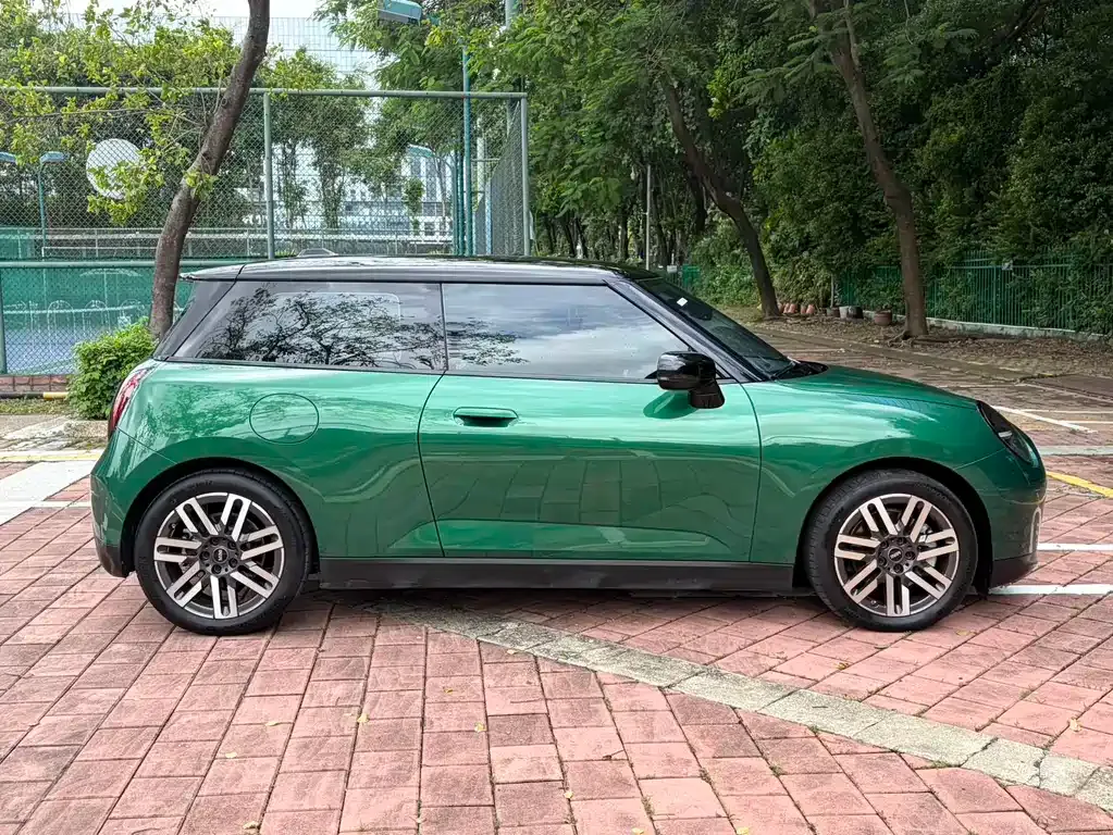 MINI Cooper EV — фото 3