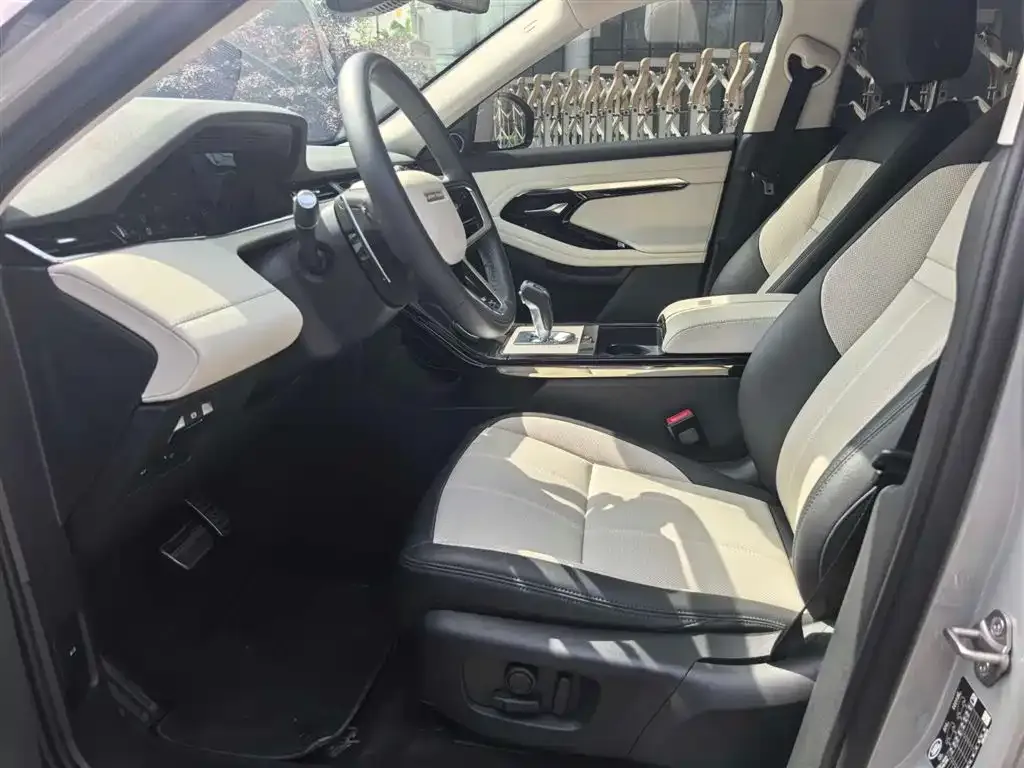 Land Rover Evoque — фото 5