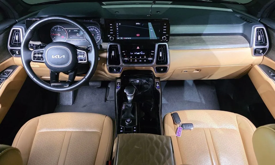 Kia Sorento — фото 9