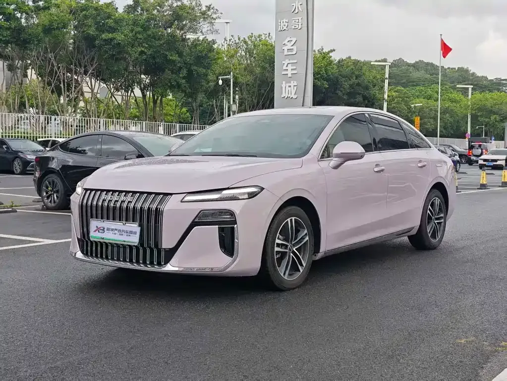 Roewe M7 DMH — фото 1