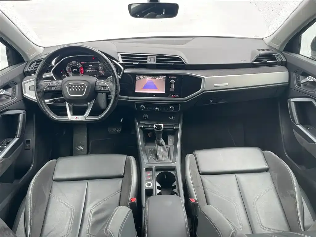 Audi Q3 Sportback — фото 8