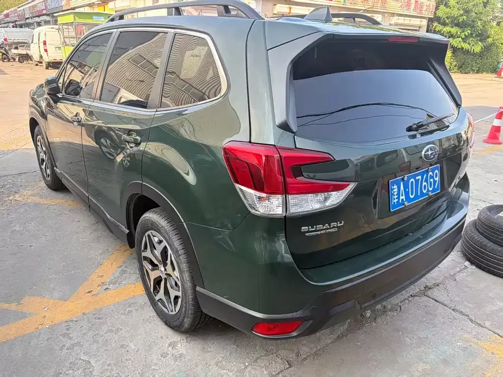 Subaru Forester — фото 5