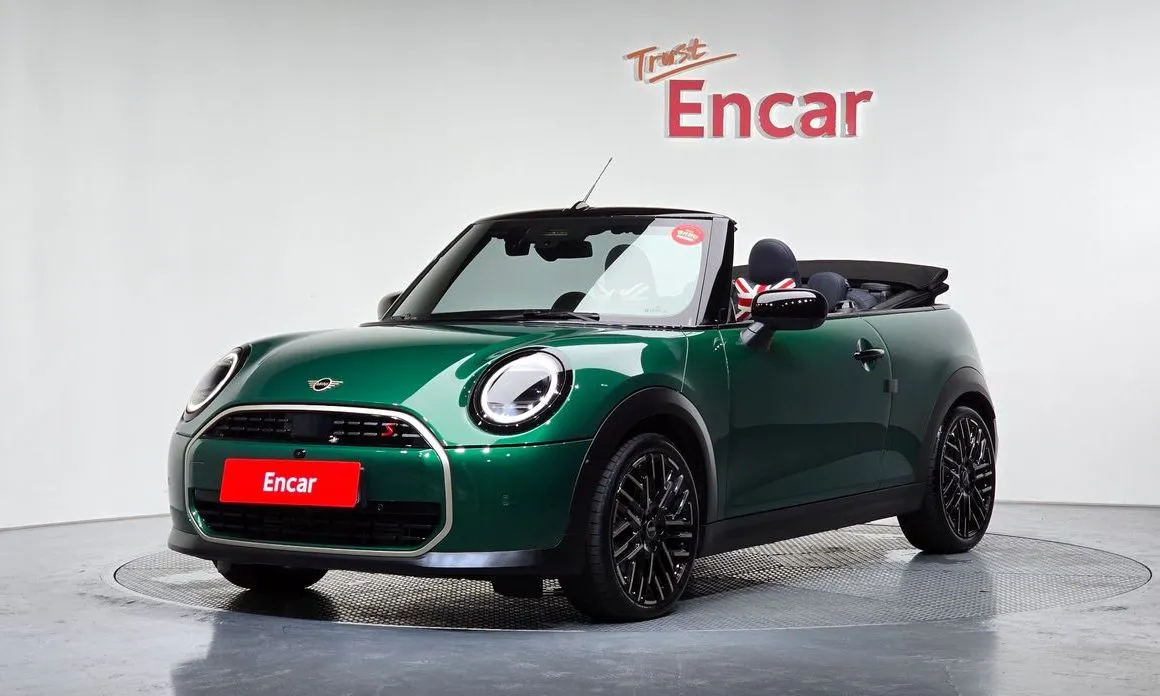 Mini Cooper Convertible — фото 1