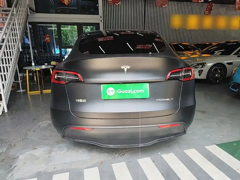 Tesla Model Y — фото 7