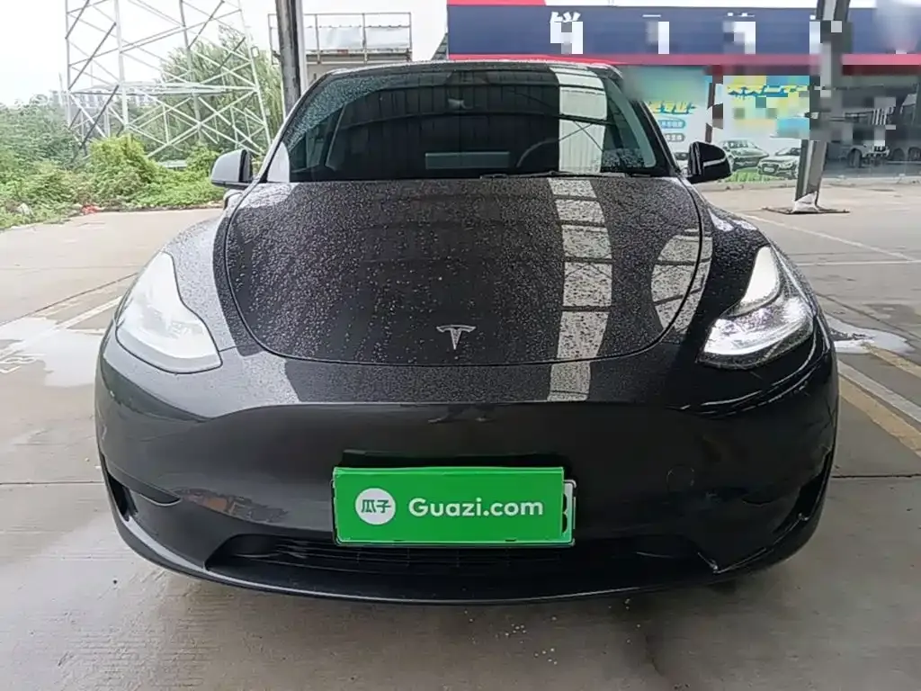 Tesla Model Y — фото 7