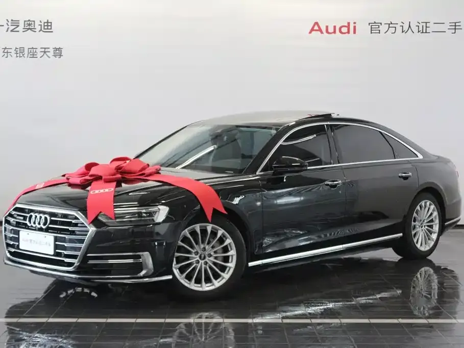 Audi A8 — фото 8