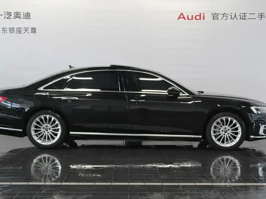 Audi A8 — фото 3