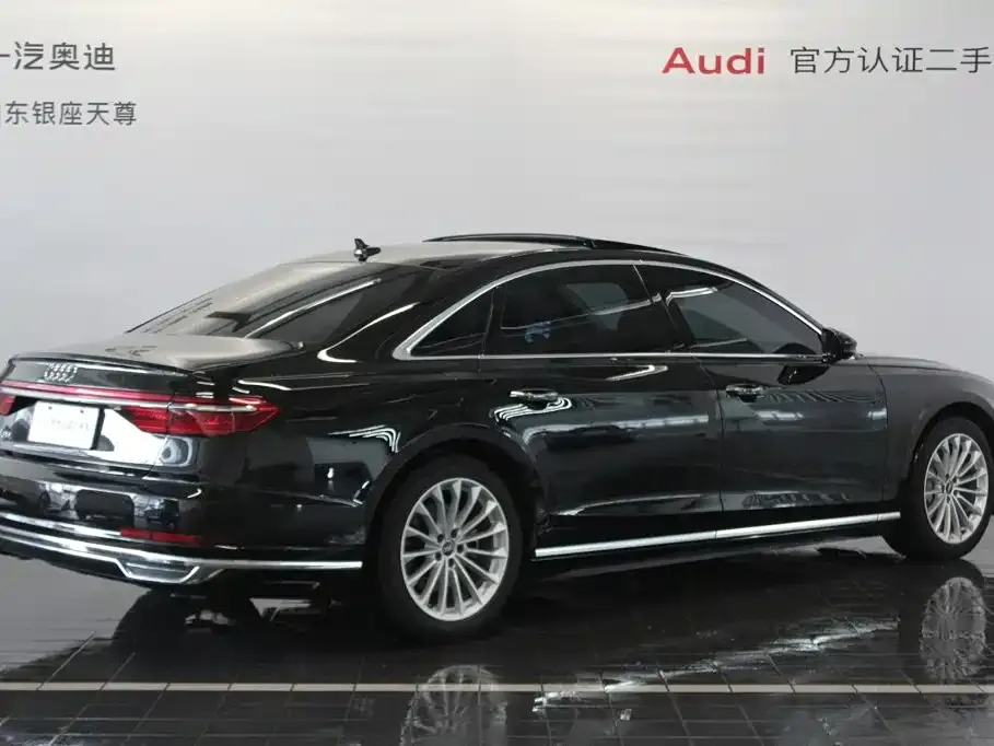 Audi A8 — фото 4