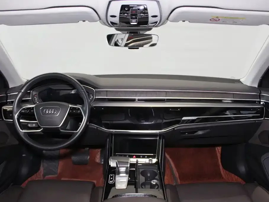 Audi A8 — фото 7