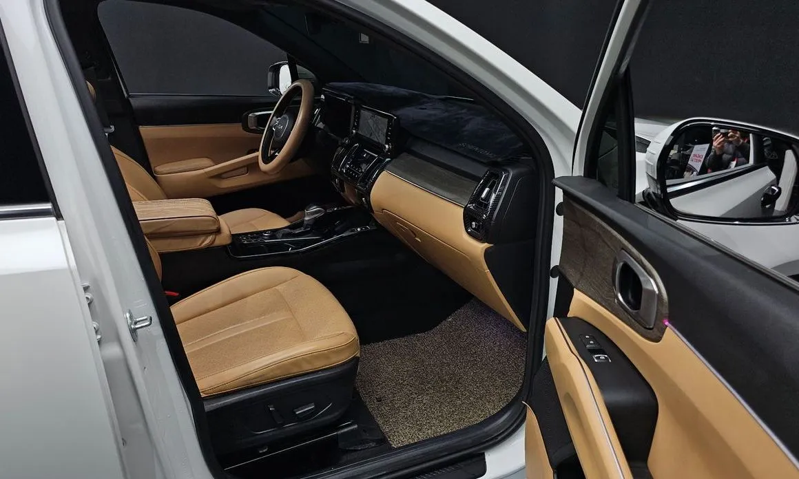 Kia Sorento — фото 7