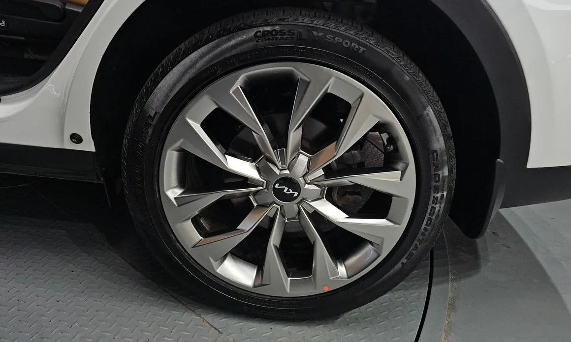 Kia Sorento — фото 6
