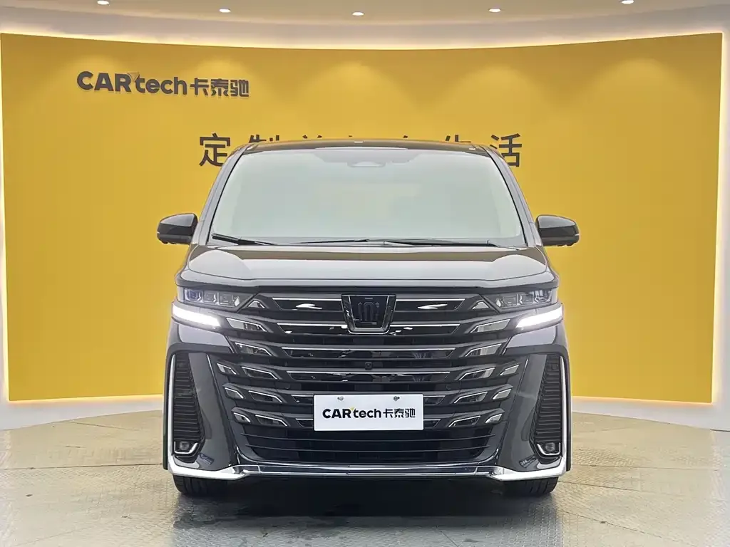 Toyota Vellfire — фото 6