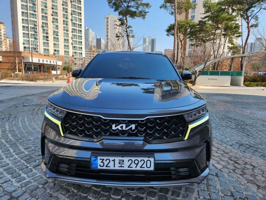 Kia Sorento — фото 1