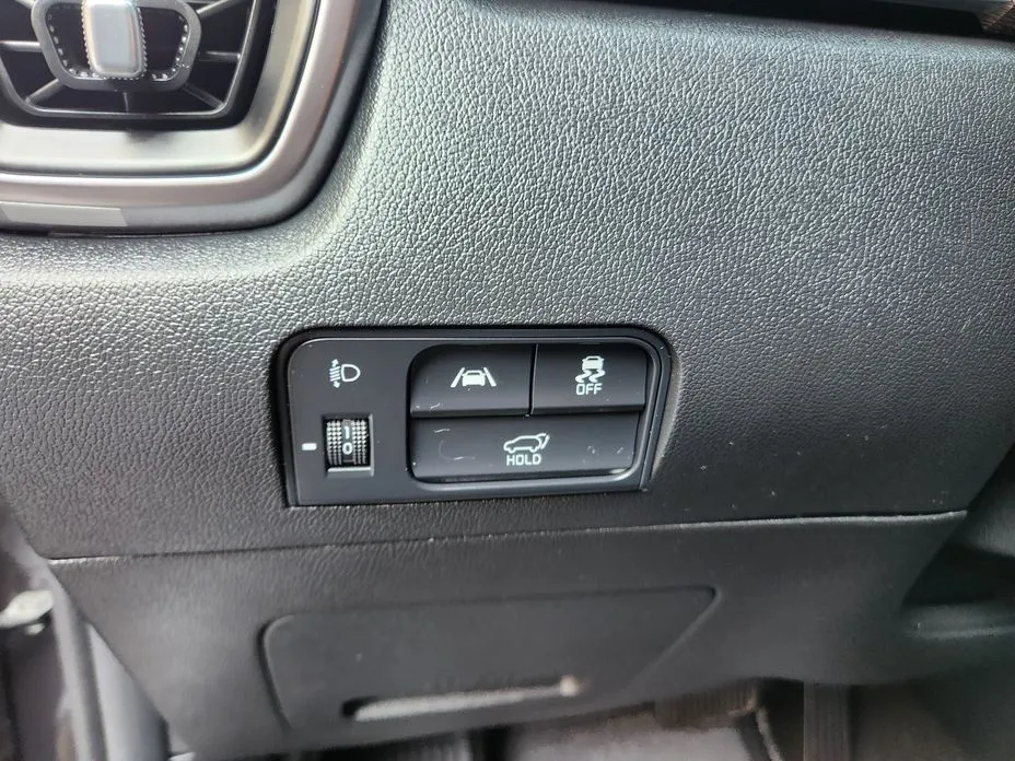 Kia Sorento — фото 8