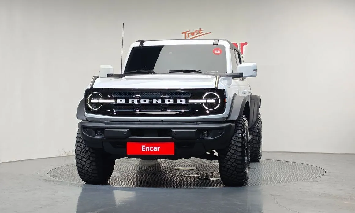 Ford Bronco — фото 3