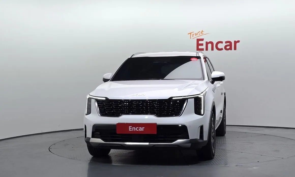 Kia Sorento — фото 7