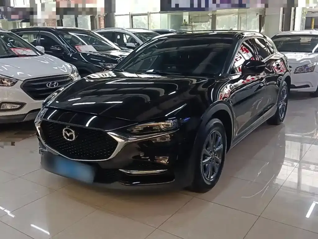 Mazda CX-4 — фото 1