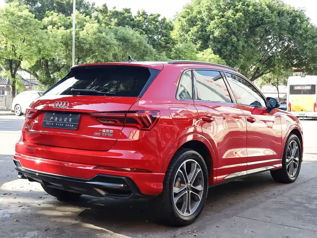 Audi Q3 — фото 4
