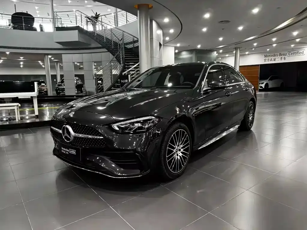 Mercedes-Benz C-Class — фото 1