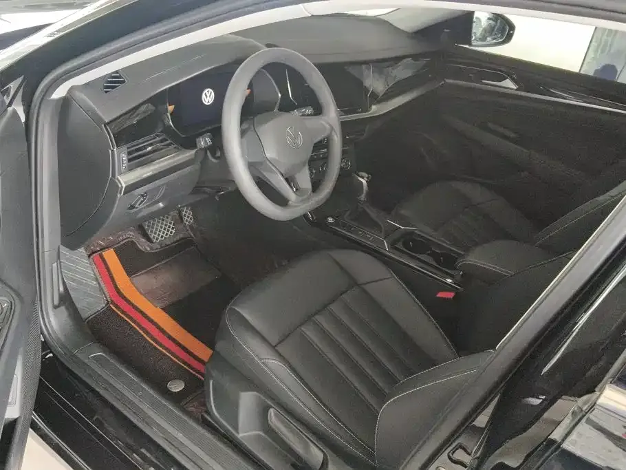 Volkswagen Passat — фото 6