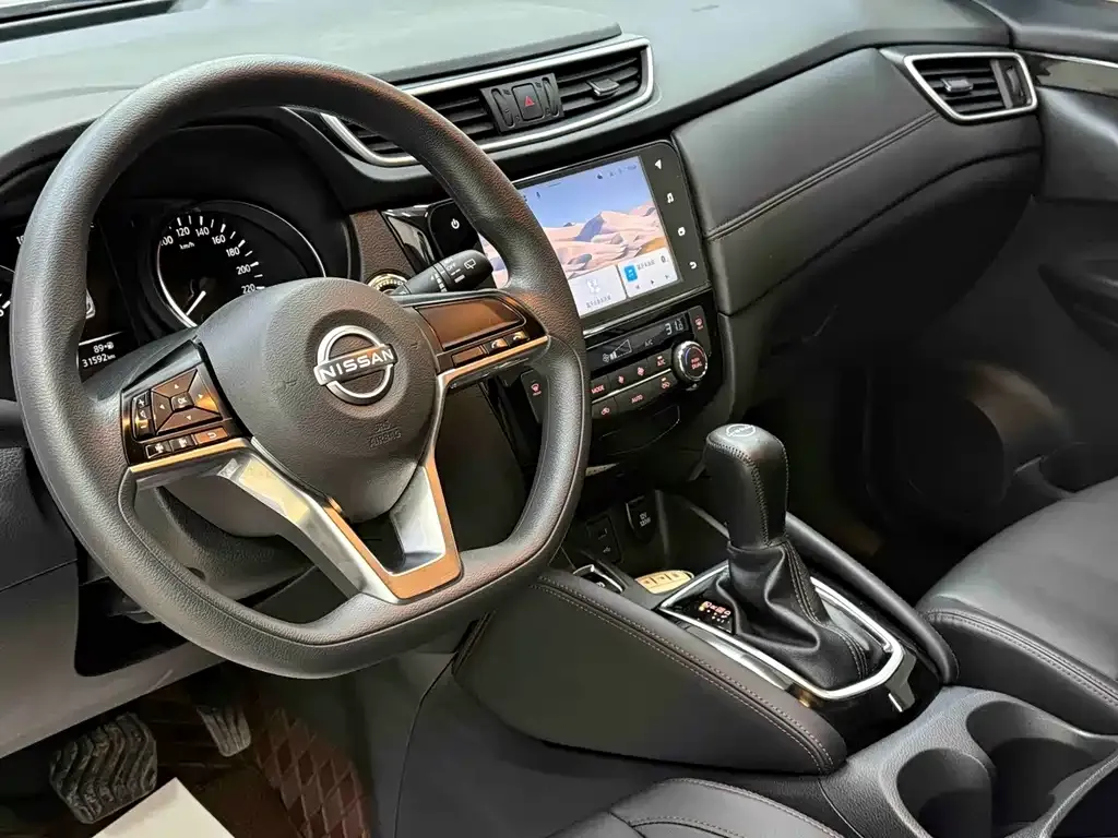 Nissan Qashqai — фото 5